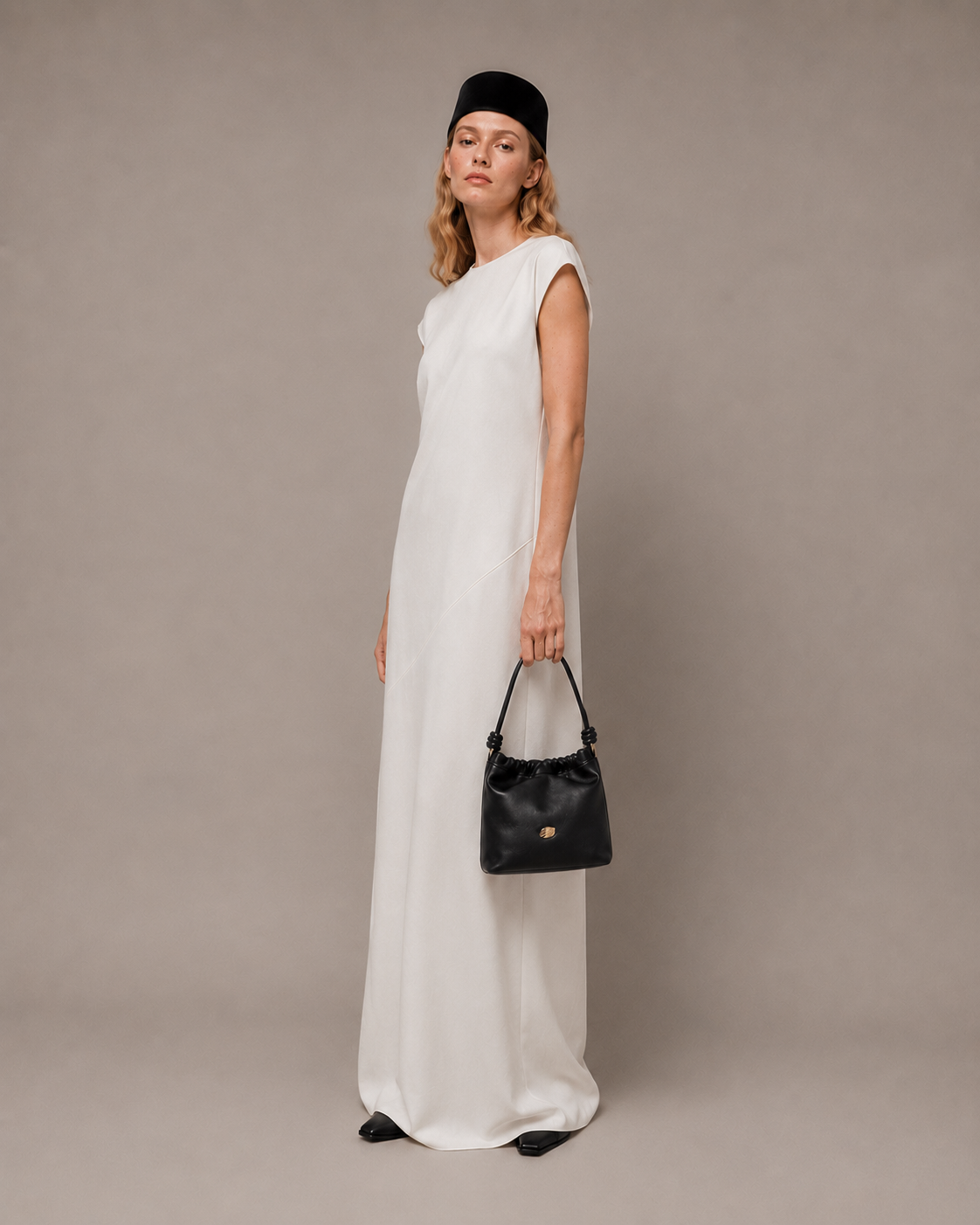 Le Sac Petite Honey Leather Bag