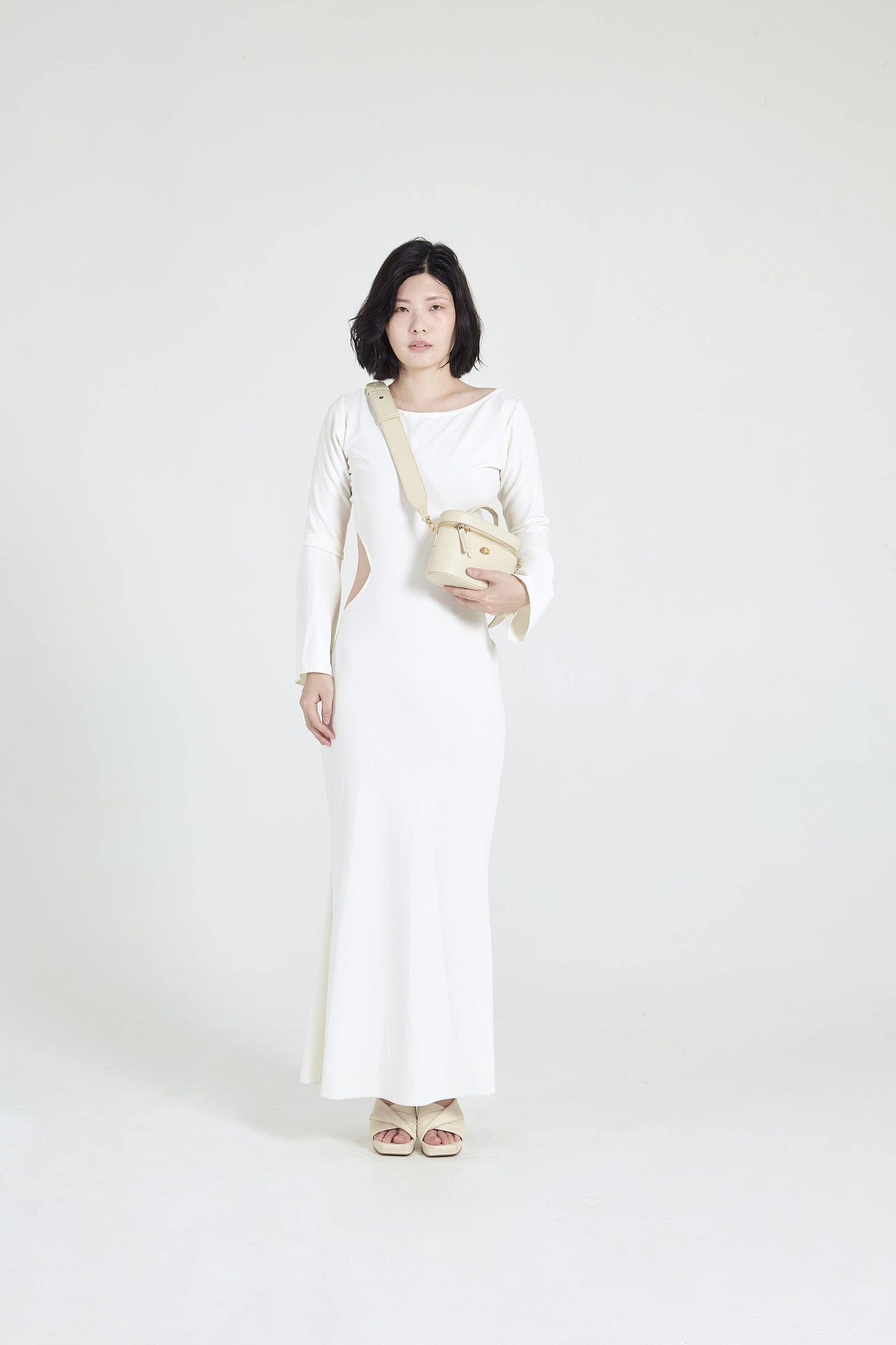 Petite Voyager Cream Leather Bag
